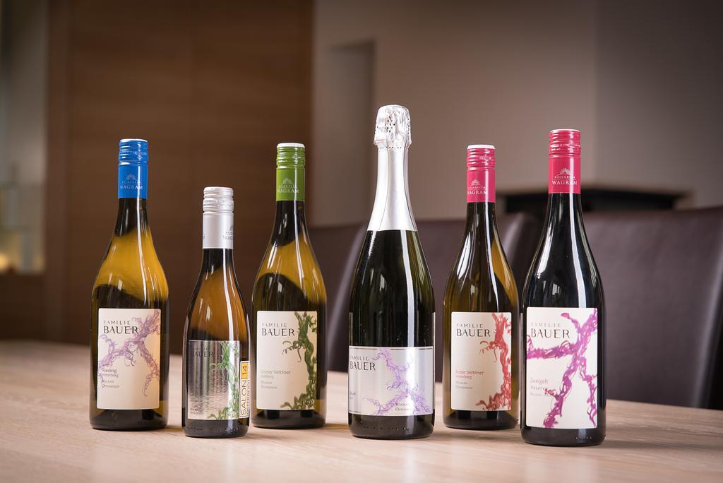Weingut Familie Bauer Hotel Grossriedenthal Exterior foto